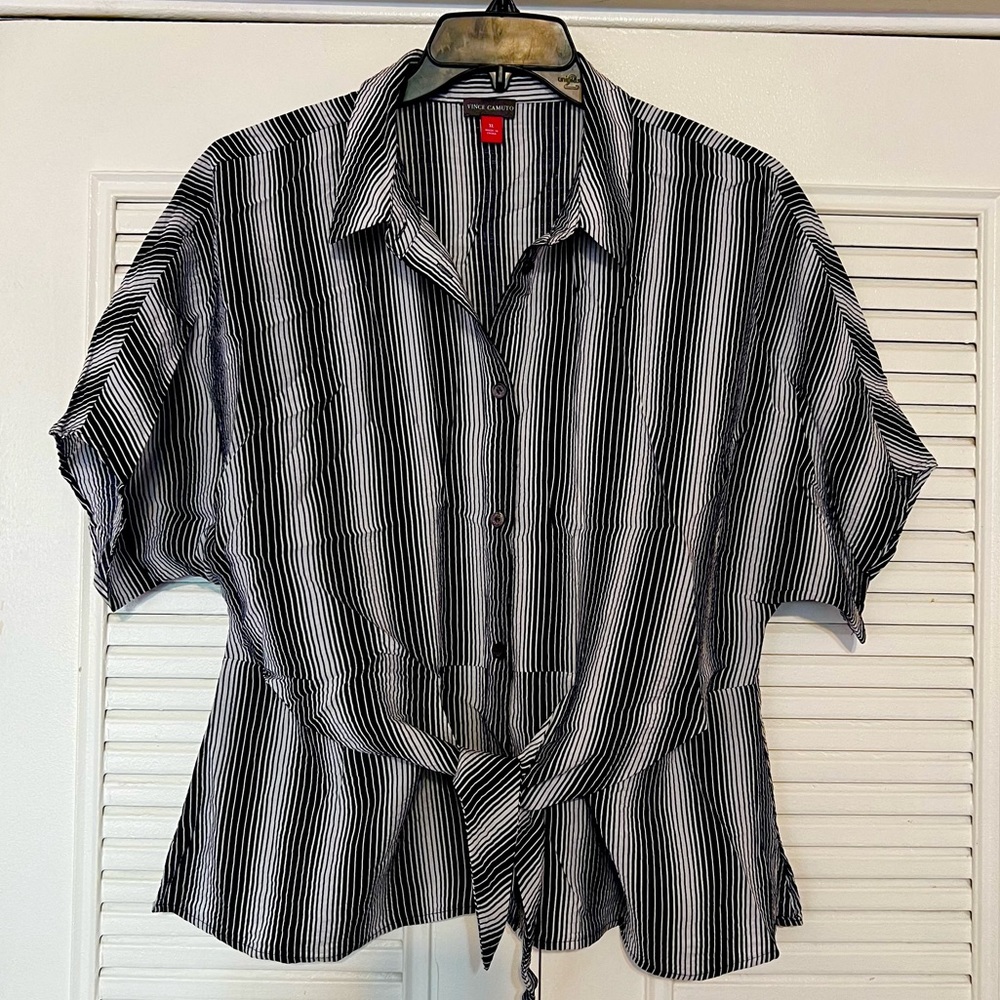 Vince Camuto women shirt